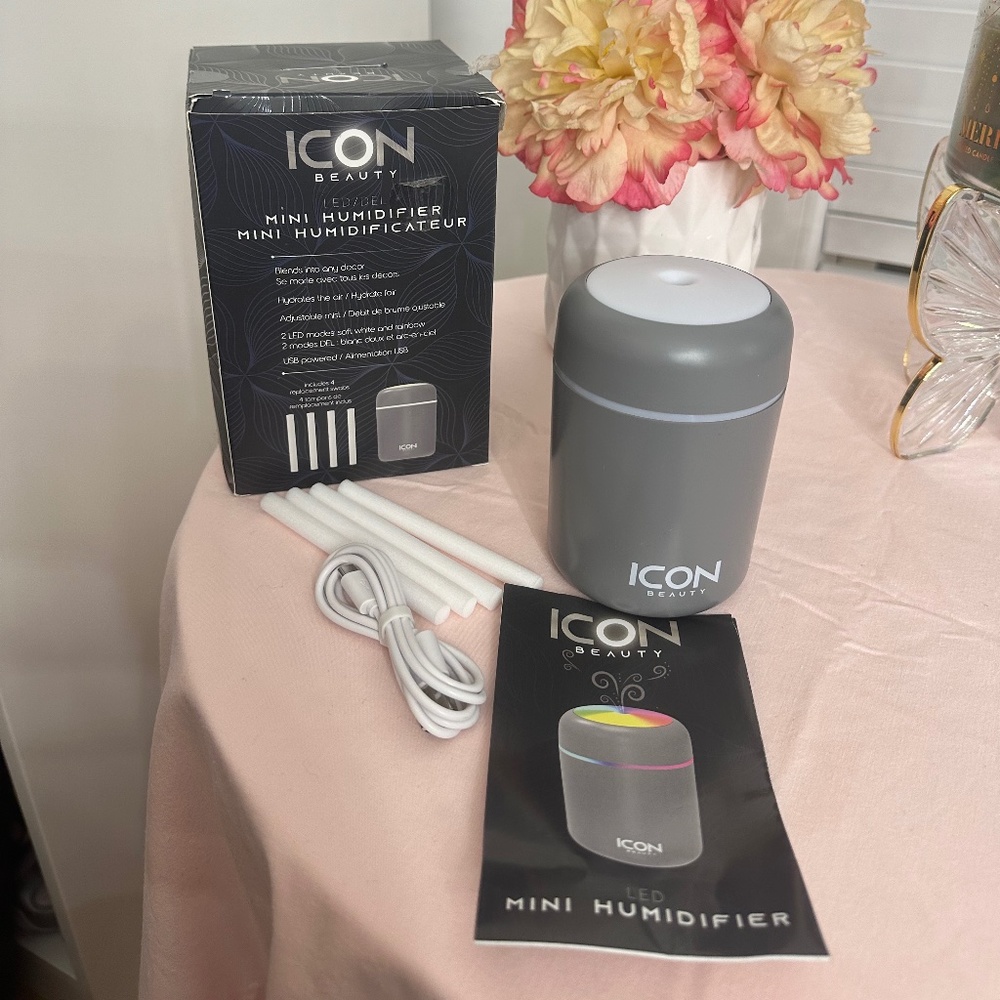 ICON Beauty - LED Mini Humidifier
